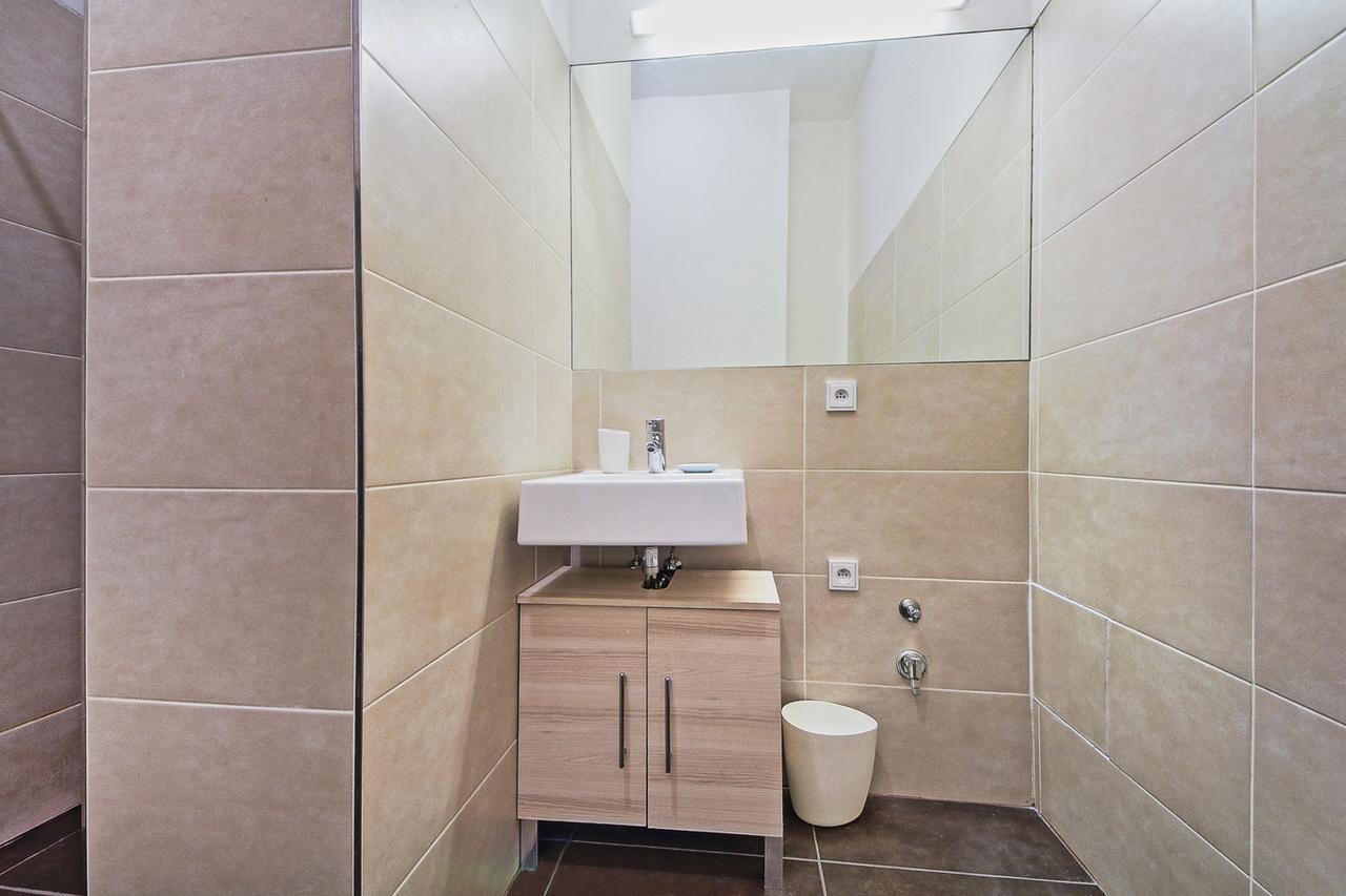Visit In Apartment Prag